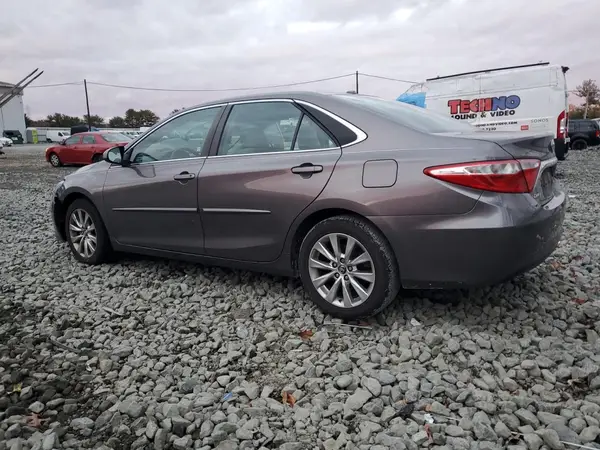 4T1BF1FK1HU626680 2017 TOYOTA CAMRY - Image 2