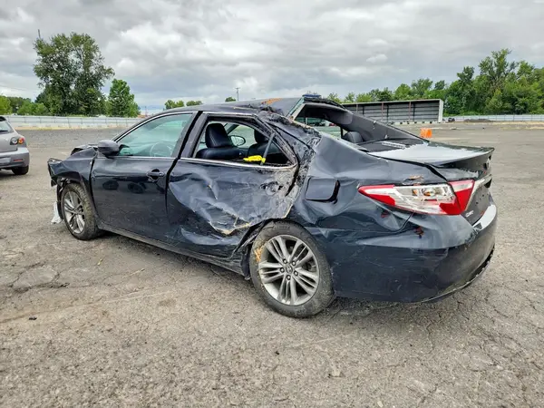 4T1BF1FK1HU626775 2017 TOYOTA CAMRY - Image 2