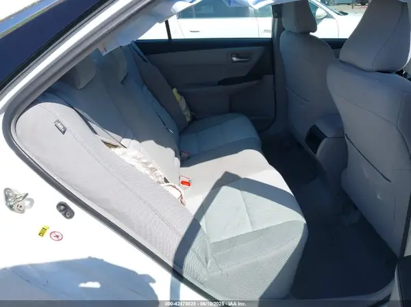4T1BF1FK1HU627327 2017 TOYOTA CAMRY - Image 8