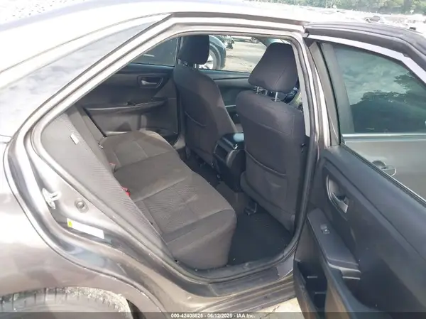 4T1BF1FK1HU629756 2017 TOYOTA CAMRY - Image 8