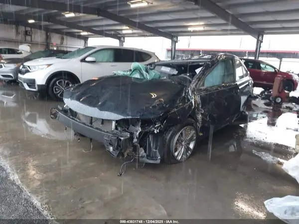 4T1BF1FK1HU629790 2017 TOYOTA CAMRY - Image 2