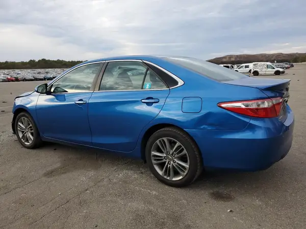 4T1BF1FK1HU632687 2017 TOYOTA CAMRY - Image 2