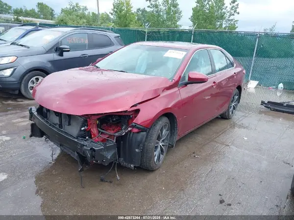 4T1BF1FK1HU633399 2017 TOYOTA CAMRY - Image 2