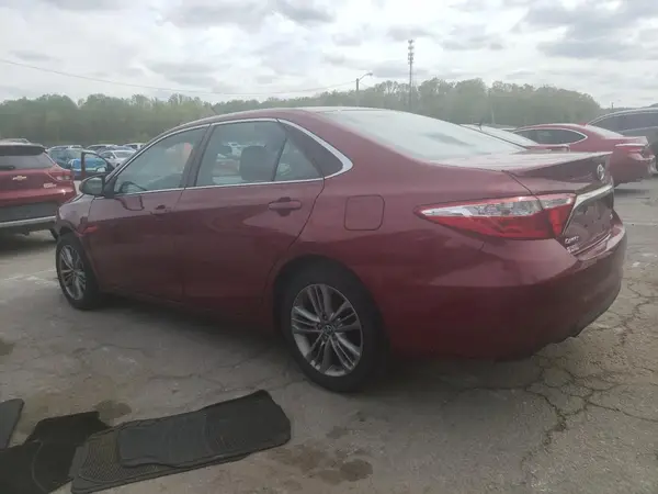 4T1BF1FK1HU633483 2017 TOYOTA CAMRY - Image 2