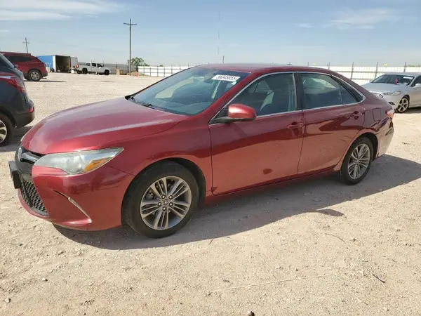 4T1BF1FK1HU637632 2017 TOYOTA CAMRY - Image 1