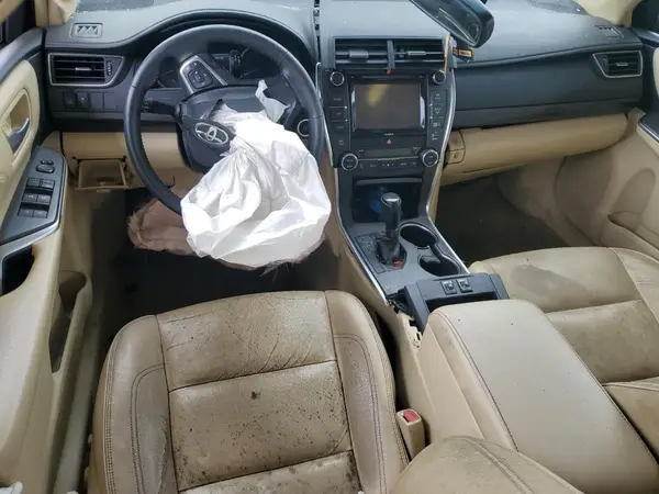 4T1BF1FK1HU637923 2017 TOYOTA CAMRY - Image 8