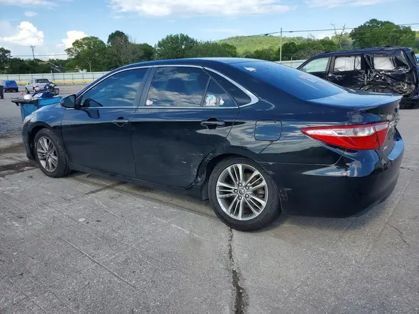 4T1BF1FK1HU638988 2017 TOYOTA CAMRY - Image 2