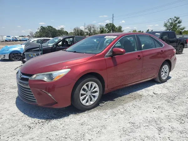 4T1BF1FK1HU640269 2017 TOYOTA CAMRY - Image 1