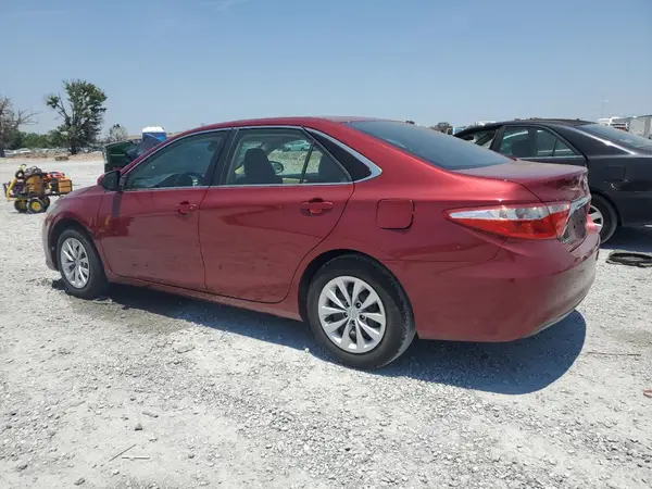 4T1BF1FK1HU640269 2017 TOYOTA CAMRY - Image 2