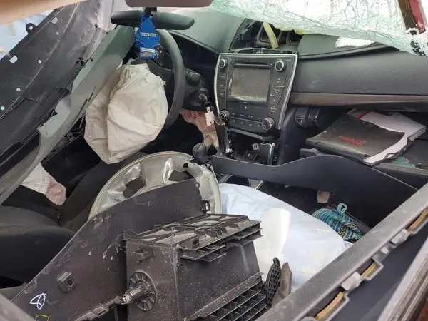 4T1BF1FK1HU646511 2017 TOYOTA CAMRY - Image 8