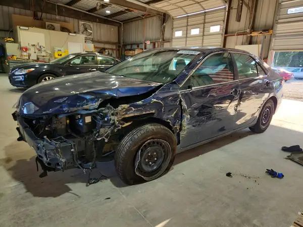4T1BF1FK1HU647478 2017 TOYOTA CAMRY - Image 1