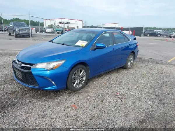 4T1BF1FK1HU650851 2017 TOYOTA CAMRY - Image 2