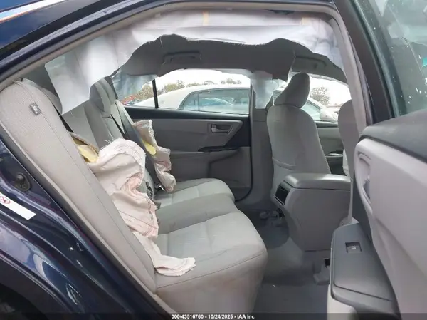 4T1BF1FK1HU653135 2017 TOYOTA CAMRY - Image 8