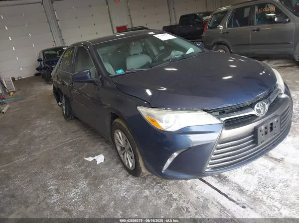 4T1BF1FK1HU654186 2017 TOYOTA CAMRY - Image 1