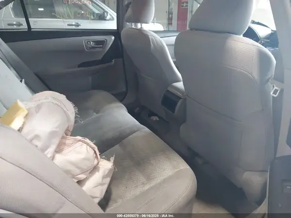 4T1BF1FK1HU654186 2017 TOYOTA CAMRY - Image 8