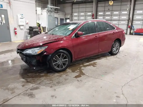 4T1BF1FK1HU654382 2017 TOYOTA CAMRY - Image 2