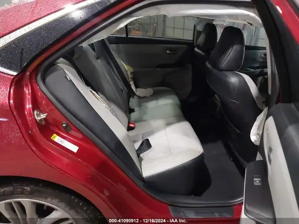 4T1BF1FK1HU654382 2017 TOYOTA CAMRY - Image 8