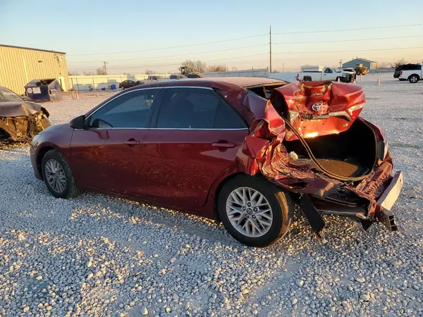 4T1BF1FK1HU657721 2017 TOYOTA CAMRY - Image 2