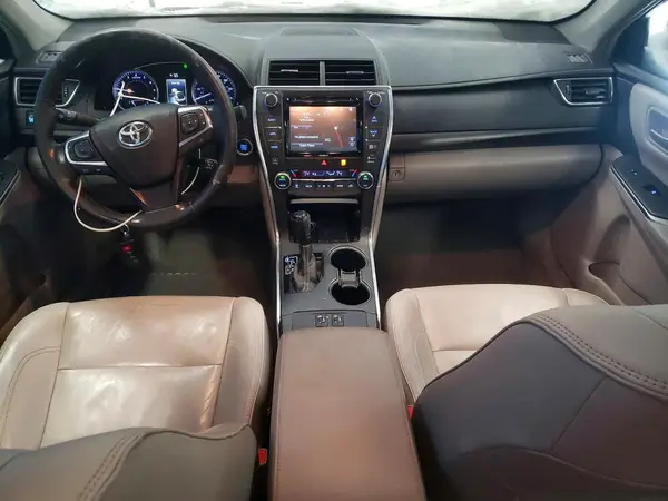 4T1BF1FK1HU658092 2017 TOYOTA CAMRY - Image 8