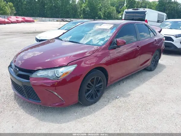 4T1BF1FK1HU660392 2017 TOYOTA CAMRY - Image 2