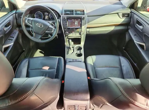 4T1BF1FK1HU663857 2017 TOYOTA CAMRY - Image 8