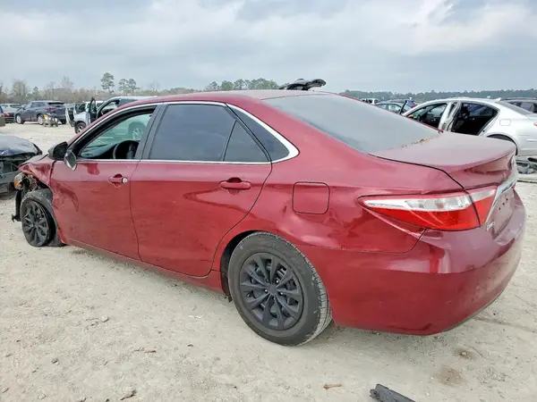 4T1BF1FK1HU664426 2017 TOYOTA CAMRY - Image 2