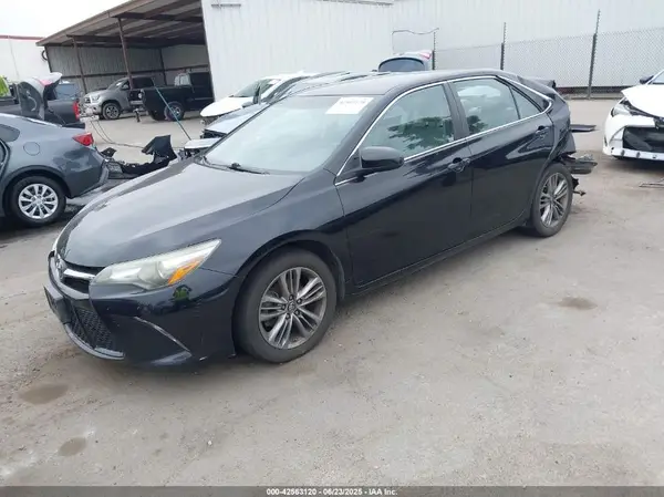 4T1BF1FK1HU667424 2017 TOYOTA CAMRY - Image 2