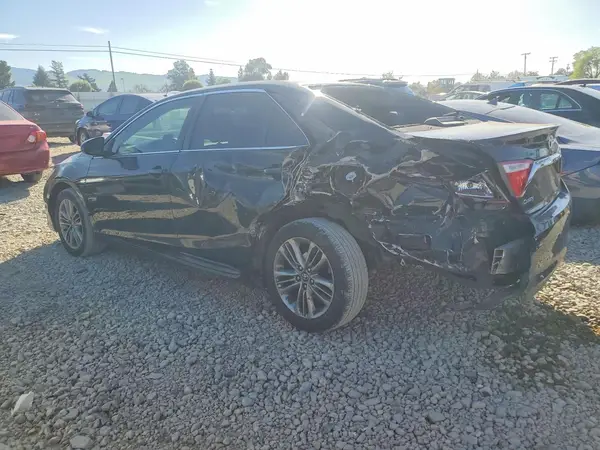 4T1BF1FK1HU667715 2017 TOYOTA CAMRY - Image 2