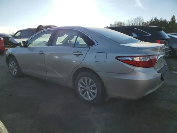 4T1BF1FK1HU668606 2017 TOYOTA CAMRY - Image 2