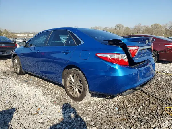 4T1BF1FK1HU669027 2017 TOYOTA CAMRY - Image 2