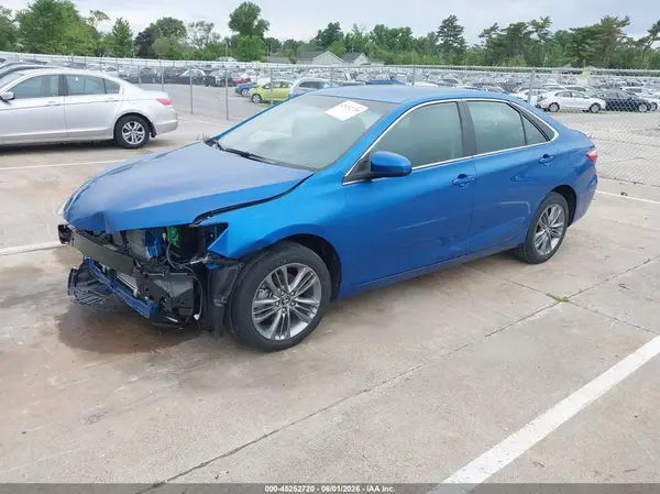 4T1BF1FK1HU673966 2017 TOYOTA CAMRY - Image 2