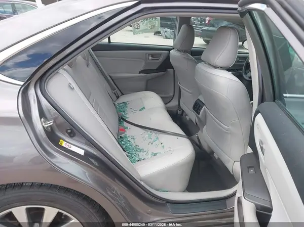4T1BF1FK1HU674227 2017 TOYOTA CAMRY - Image 8