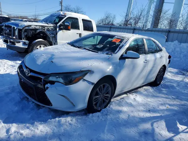 4T1BF1FK1HU677645 2017 TOYOTA CAMRY - Image 1
