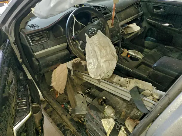 4T1BF1FK1HU681517 2017 TOYOTA CAMRY - Image 8
