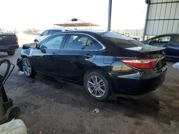 4T1BF1FK1HU685244 2017 TOYOTA CAMRY - Image 2