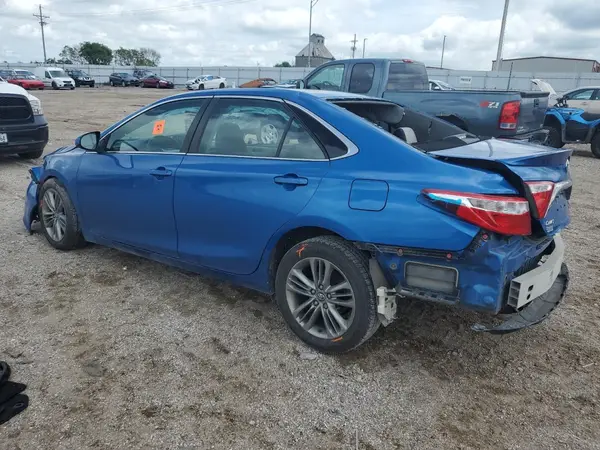 4T1BF1FK1HU685339 2017 TOYOTA CAMRY - Image 2