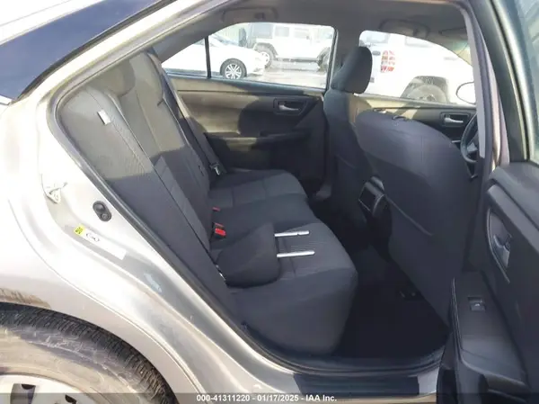 4T1BF1FK1HU686149 2017 TOYOTA CAMRY - Image 8