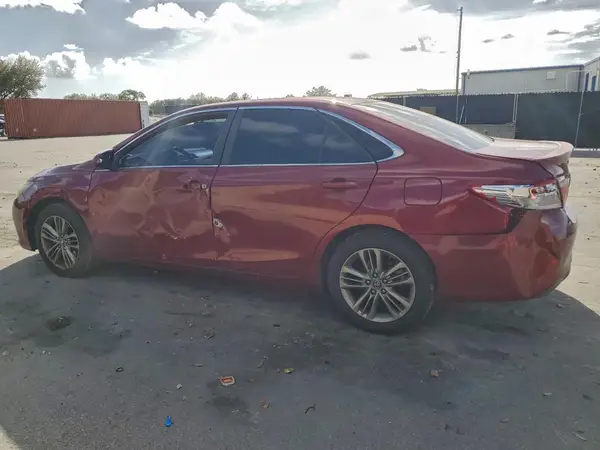 4T1BF1FK1HU687219 2017 TOYOTA CAMRY - Image 2