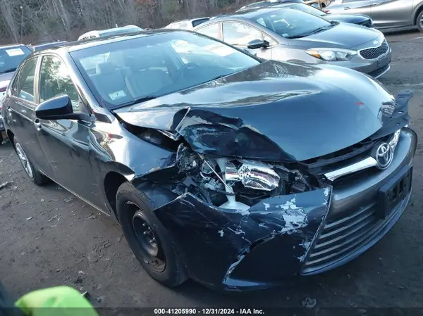 4T1BF1FK1HU687723 2017 TOYOTA CAMRY - Image 1