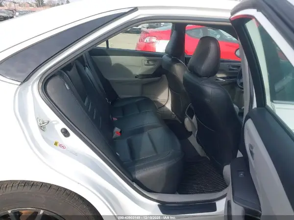 4T1BF1FK1HU689505 2017 TOYOTA CAMRY - Image 8