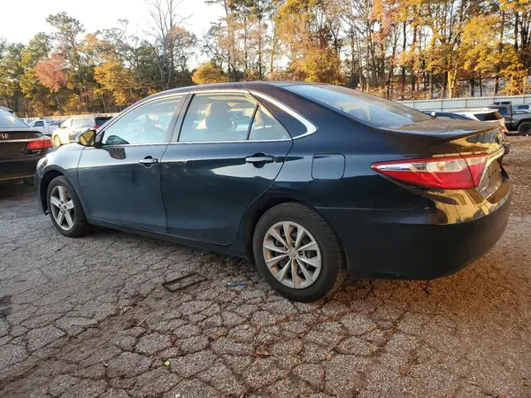 4T1BF1FK1HU690539 2017 TOYOTA CAMRY - Image 2