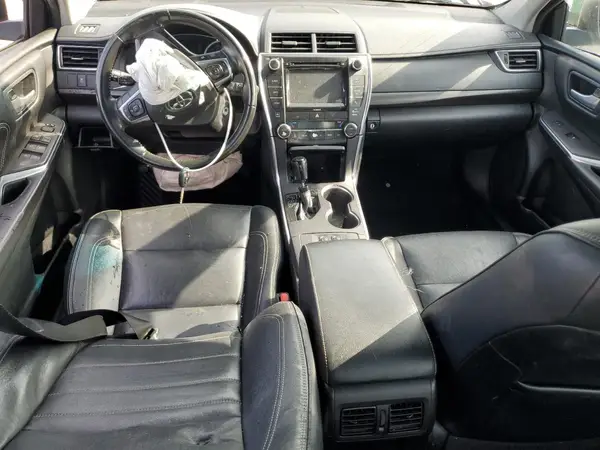 4T1BF1FK1HU693084 2017 TOYOTA CAMRY - Image 8