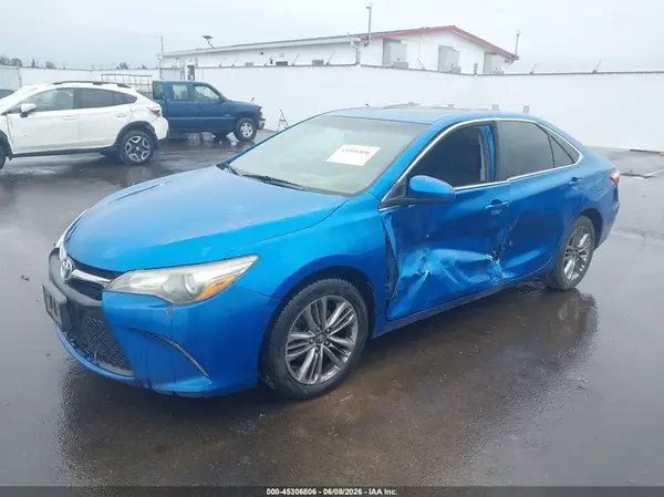 4T1BF1FK1HU696731 2017 TOYOTA CAMRY - Image 2