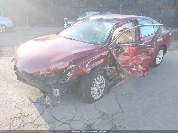 4T1BF1FK1HU697927 2017 TOYOTA CAMRY - Image 2