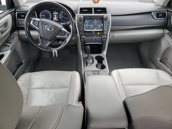 4T1BF1FK1HU701359 2017 TOYOTA CAMRY - Image 8