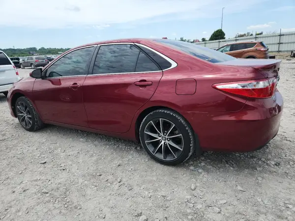 4T1BF1FK1HU701717 2017 TOYOTA CAMRY - Image 2