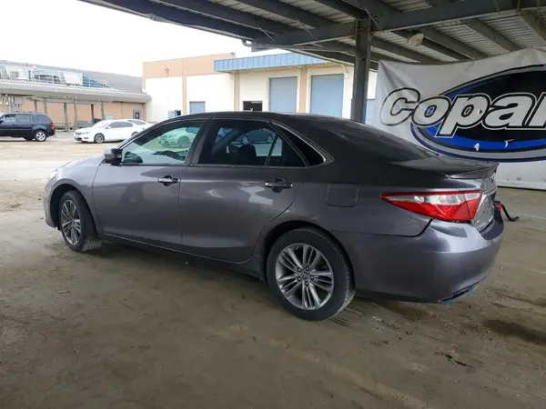 4T1BF1FK1HU709154 2017 TOYOTA CAMRY - Image 2