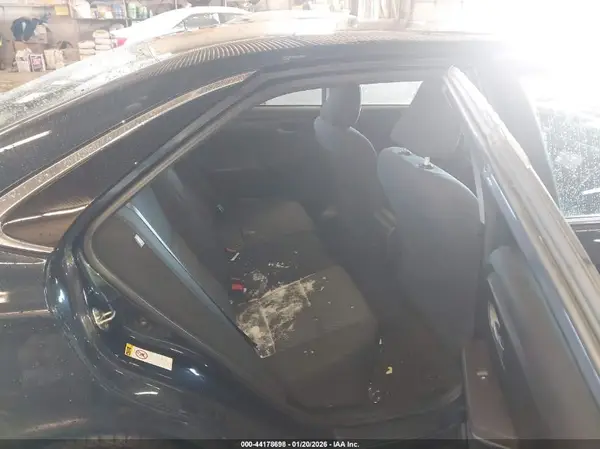 4T1BF1FK1HU710286 2017 TOYOTA CAMRY - Image 8