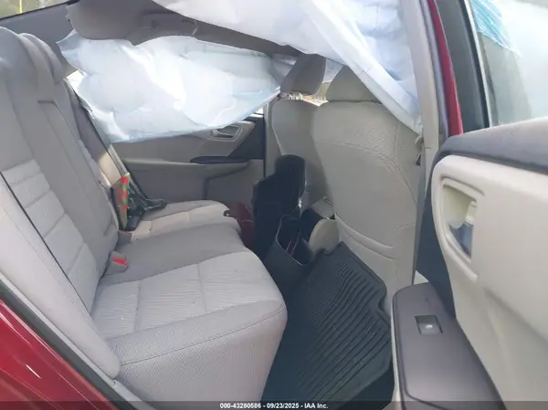4T1BF1FK1HU711602 2017 TOYOTA CAMRY - Image 8