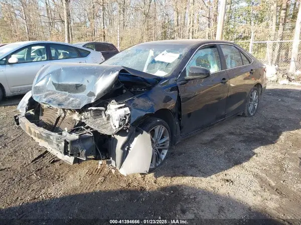 4T1BF1FK1HU715200 2017 TOYOTA CAMRY - Image 2